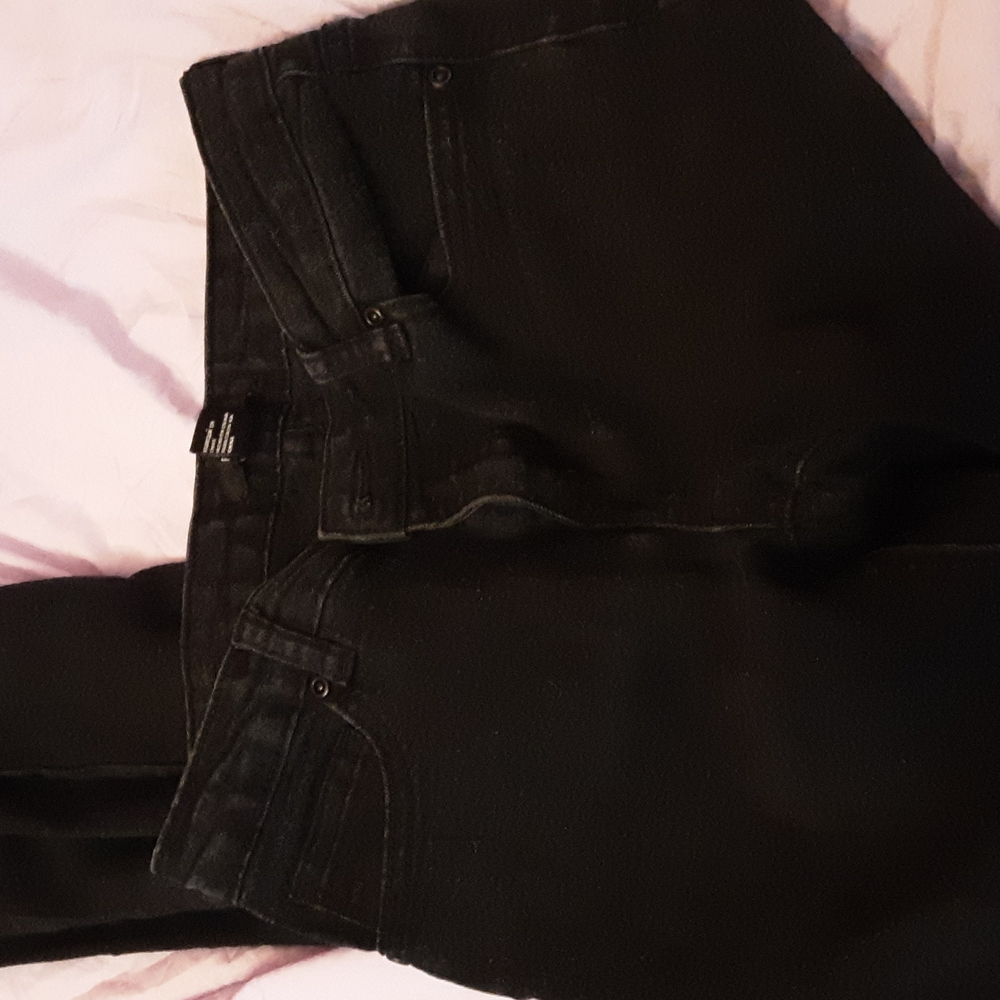 Jeans - Picture 2 of 4